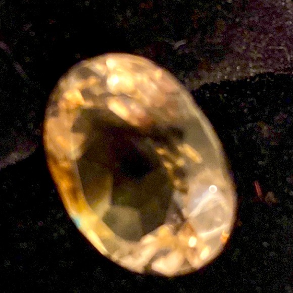 13 carats smoky quartz has so many different variations of colors in it. Pretty! - Picture 8 of 16